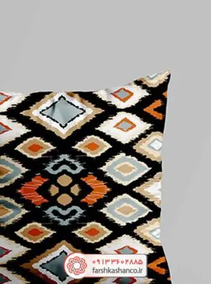 کوسن مشکی مدرن طرح لوزی لوزی از نمای نزدیک
