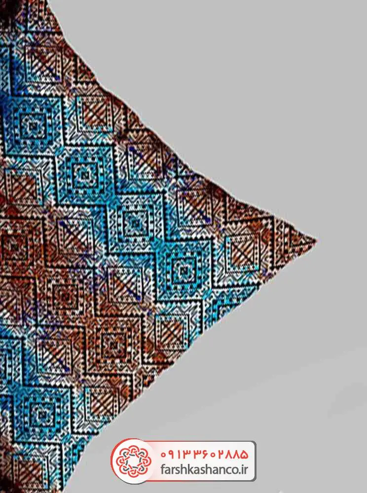 کوسن مبل نقوش هندسی ایرانی کوسن مبل نقوش هندسی ایرانی از نمای مورب